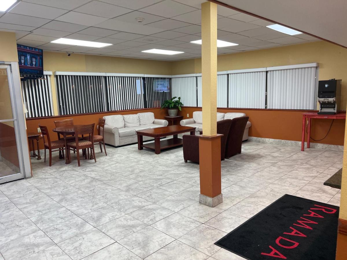Ramada By Wyndham Rome - Verona Eksteriør bilde