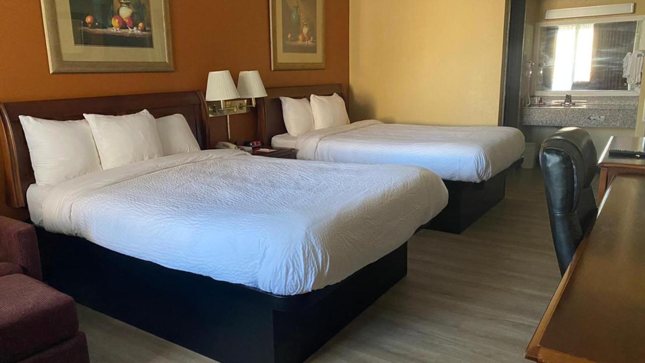 Ramada By Wyndham Rome - Verona Eksteriør bilde