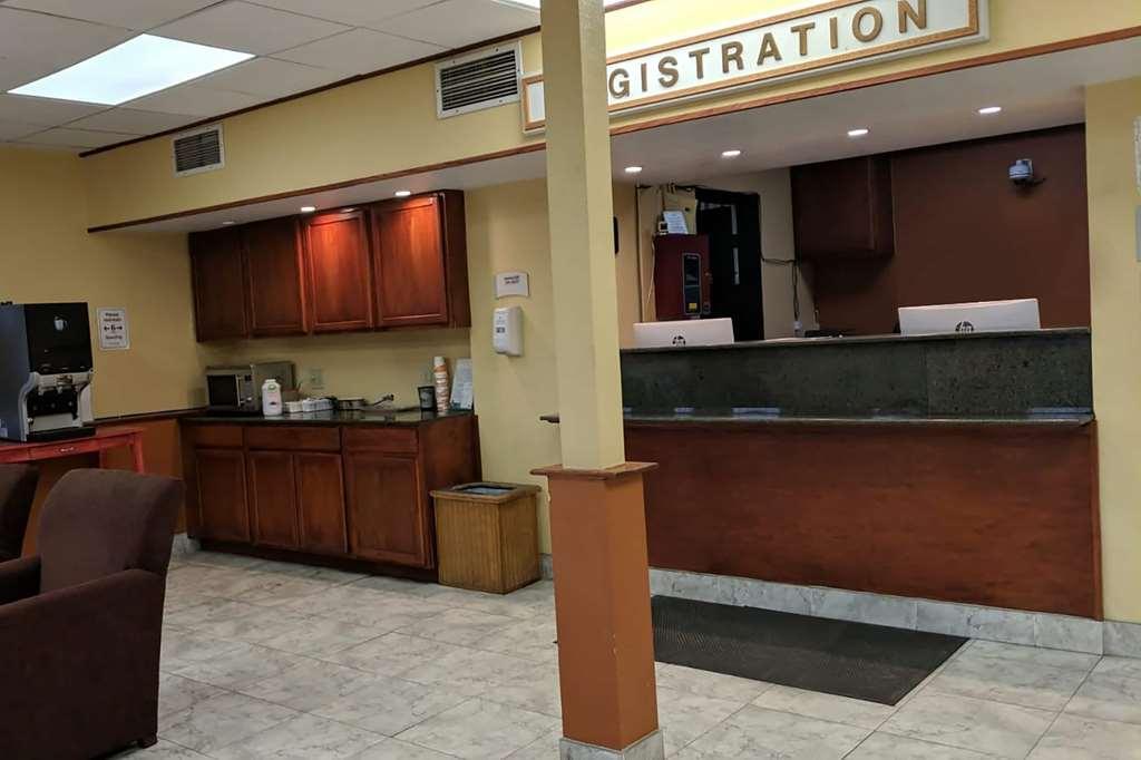 Ramada By Wyndham Rome - Verona Interiør bilde