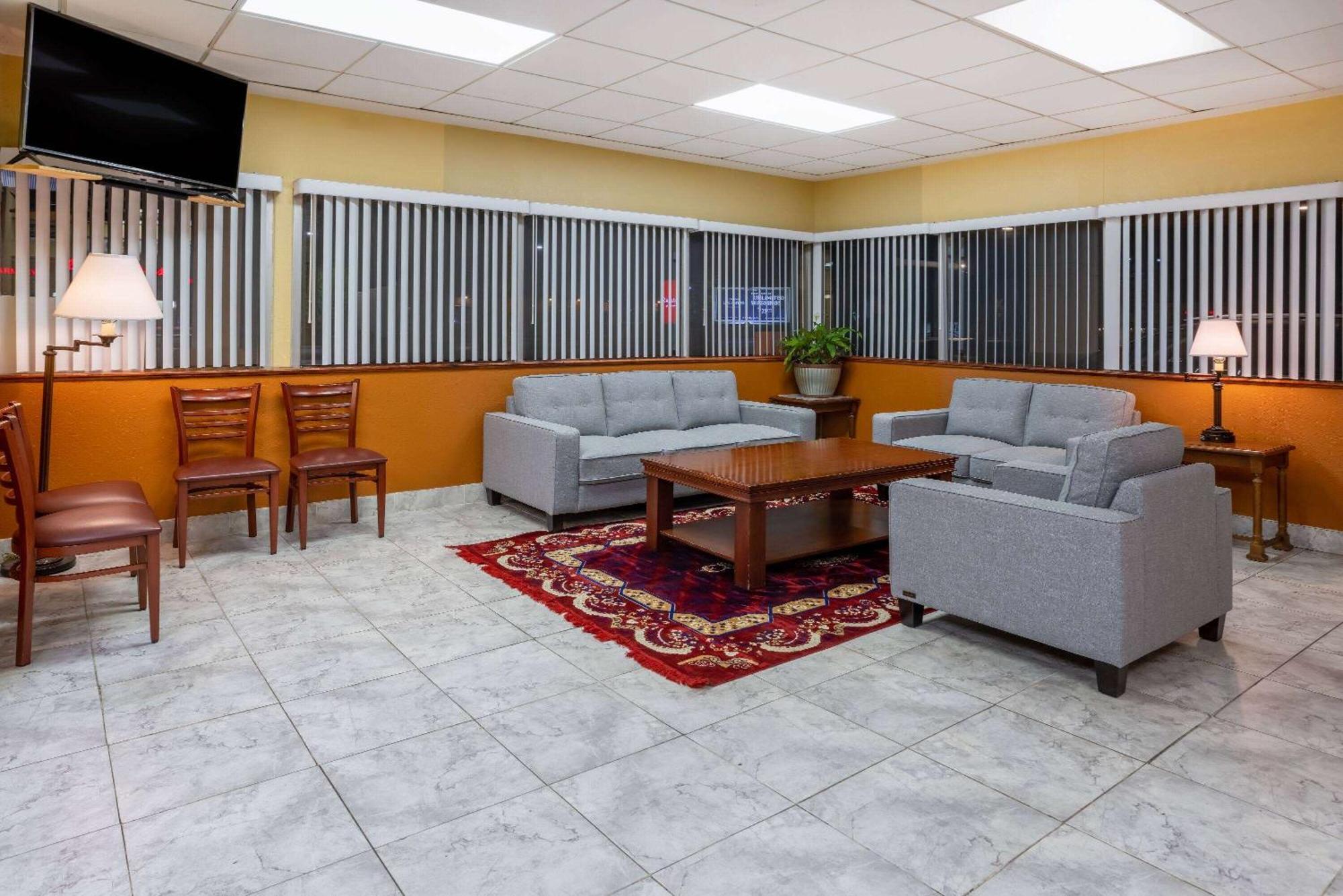 Ramada By Wyndham Rome - Verona Eksteriør bilde